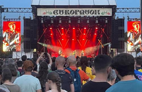 - Chez nous - - Foto 3