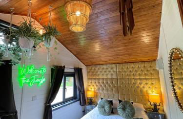 Otter 3 Lodge -Jungle Inspired -Dog Friendly -Private Hot Tub -Warminster-Bath-Salisbury - Foto 26