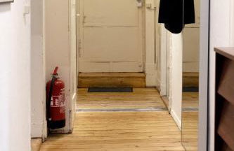 Spacious 3BR Apartment at Schillerkiez - Groups & Families - Foto 9