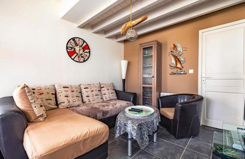 Maison Agréable avec Jardinet - Foto 3