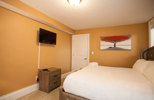 Lux Condo Near Boston - 3 King Beds 2 Bath-parking - Foto 6