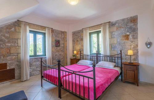 Luxury Villa Nefeli in Stoupa, Private Pool & BBQ - Foto 31