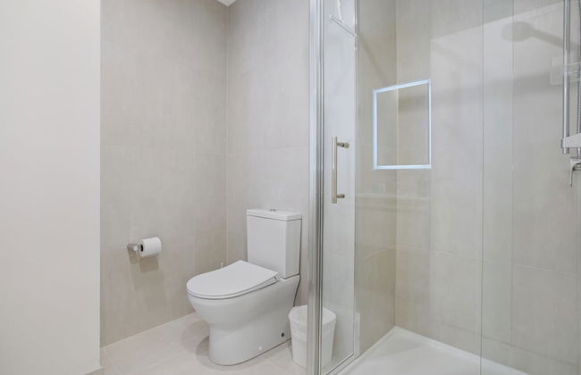 Augustus Harmony Apartment with Parking - Foto 17