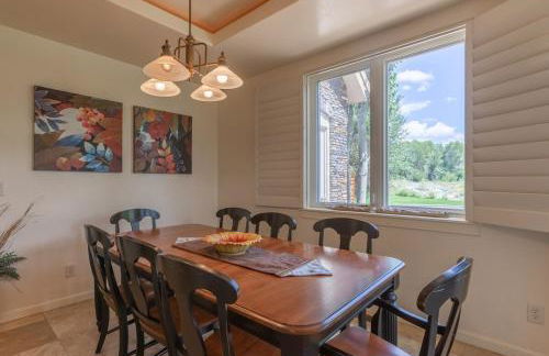 Beautiful Driggs Townhome with Views and Hot Tub - Foto 50