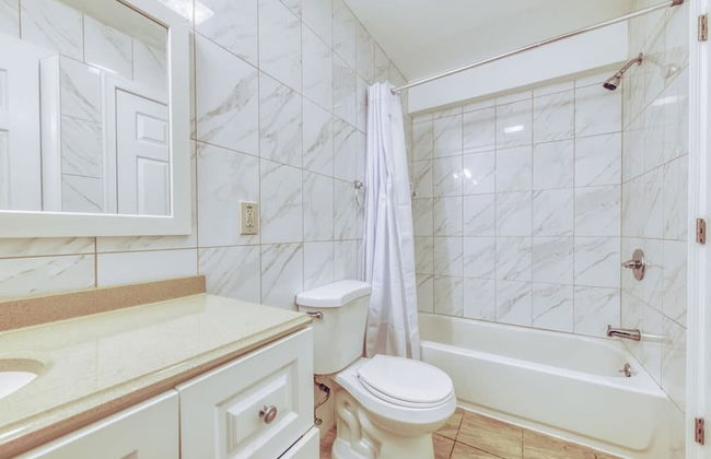 Cherry Suites 3BR Apt w W D Foosball Table - Foto 5