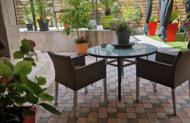 La chaume du marais poitevin avec barque green venice with boat - Foto 11