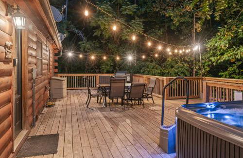 Spectacular Log Cabin Home 45 minutes to Asheville - Foto 32