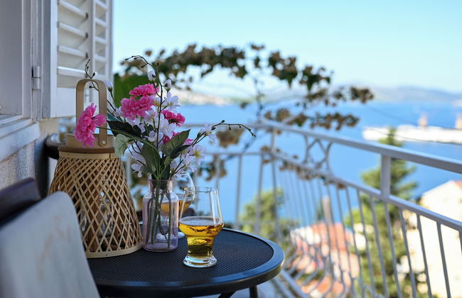 Apartment With Breathtaking sea View - Photo 50