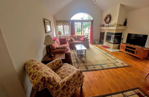 F9 Fairway Village home on the Mt Washington golf course - in the heart of Bretton Woods - Foto 23