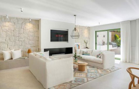 VACATION MARBELLA I Casa Savia, Private Pool, Luxury interiors, 10min walk to the Beach - Foto 5