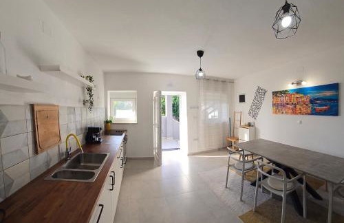 Apartment Sunrise, coastal Istra, Pula Duga Uvala Pavićini - Photo 26