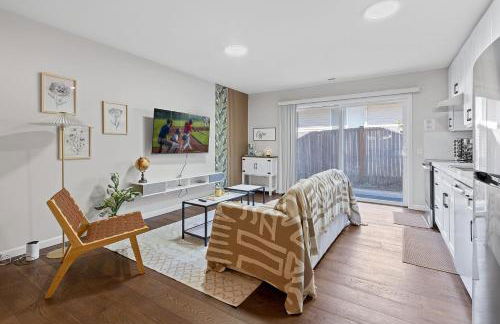 Designer Daylight Basement Near Edmonds Downtown - Photo 7