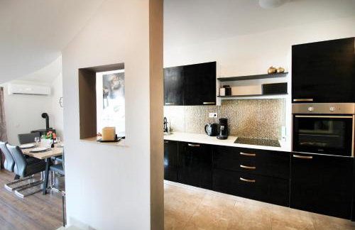 Luxury apartment Duće with private pool - Foto 24