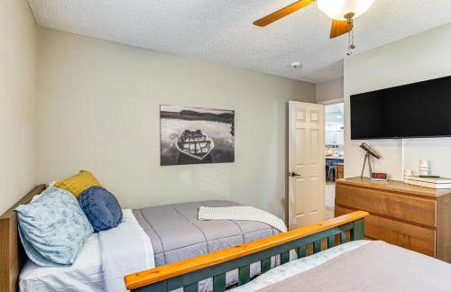 Lake of the Ozarks Home with Dock and Water Slide - Foto 17