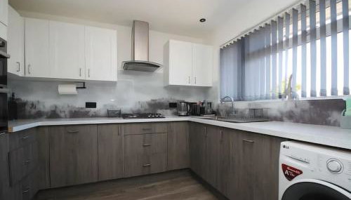 An entire two bed sea side bungalow with lazy spa - Foto 5, stove, pet friendly