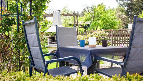 Ferienhäuschen in Beetz - in 5 min am See und Wald - Foto 5, Garden