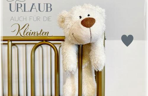 ALTE SCHULE WITTENBERG, 3 Ferienwohnungen für bis zu 12 Personen, an der Elbe, mit Garten - Foto 53