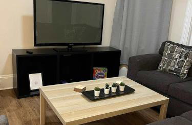 Cozy Home off Brady ST - Foto 7