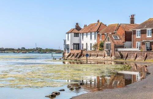 3 bedroom Cottage in the heart of beautiful Bosham - Pass the Keys - Foto 4