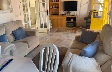 Bright, Airy Home from Home in Mijas Golf - Photo 29