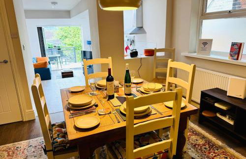 Brand New Cosy Cowes Cottage , 3 Bedroom, Sleeps 5 - Foto 11