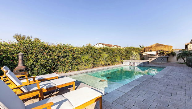 Luxe Indio Stay w/ Pool, Tiki Bar & Fire Pit Near Coachella Longfellow - Foto 5, Interior