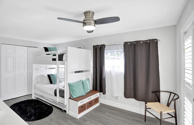 6 BR With Heated Pool Close to Beach - Foto 55