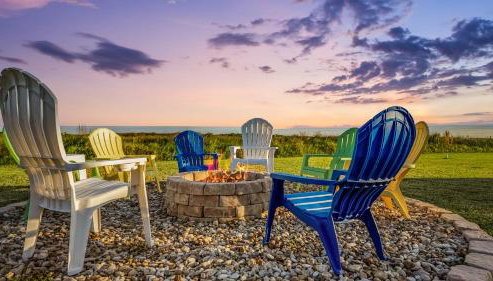 Beachfront Hideaway! Luxury Beachfront, SwimSpa, Game Room, Firepit by Bolivar Vacations - Foto 3