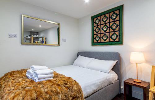 Cozy Brixton Hideaway Cute & Convenient Stay - Pass the Keys - Foto 1