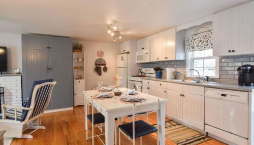 1 2 Mile to Nantucket Sound Beaches - Foto 5