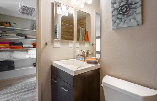 Renovated private in the heart of Old Town Scottsdale, pool & hot tub, outdoor bar & kitchen, walk to shops & bars - Foto 35