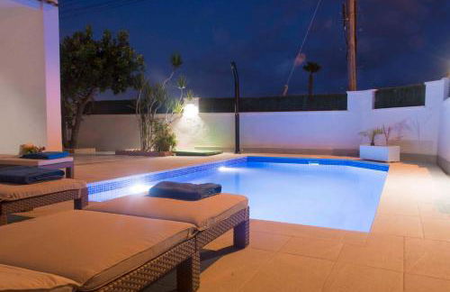 CASA SOLEADA Piscina CLIMATIZADA y PRIVADA - Foto 7