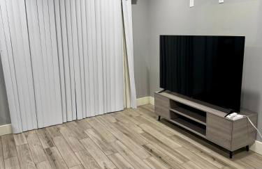 PHX Airport 9BR, 7BA, BBQ, events and pets Allowed - Photo 5