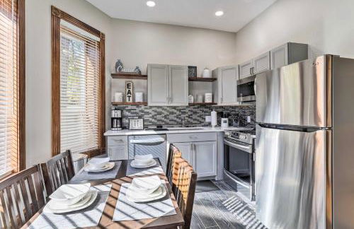 Less Than 1 Mi to St Josephs Denver Townhome! - Foto 11