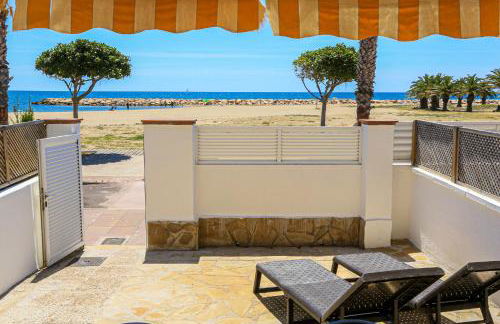 LITORAL COSTA DORADA - VILLA LAURA Only families - Photo 36