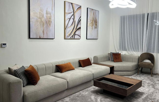 2 Bed Apartment - Balcony, Parking, Wifi - Photo 7