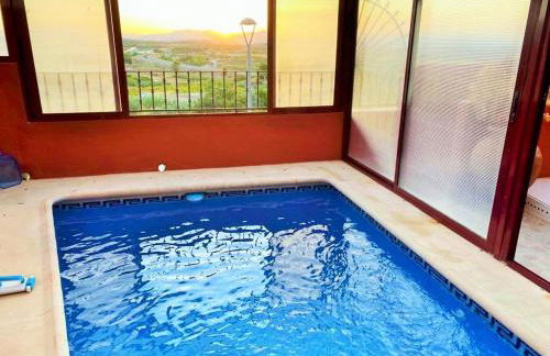Vivienda de estilo rústico con piscina LA GRANÁ - Foto 1