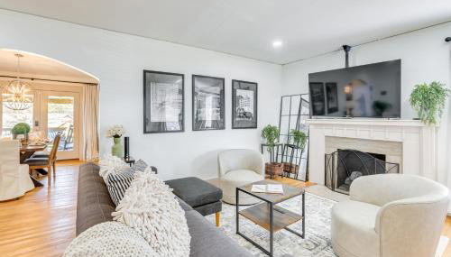 Walk to Amphitheater and Stadium Home with Deck! - Foto 4