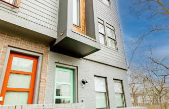 Modern Luxe Townhome with Rooftop Cinema - Foto 32