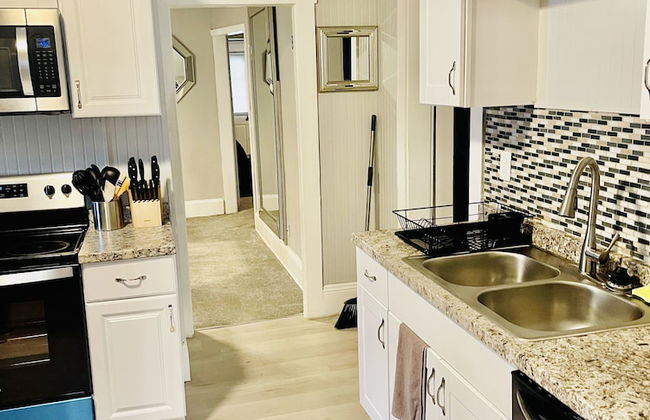 Newly Renovated 2 floor Getaway - Foto 15