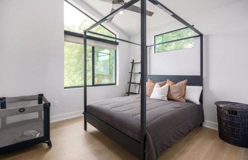 New Modern 3BR 2.5BA North Loop, Cowboy Pool and Patio by Austin Vacay - Foto 15