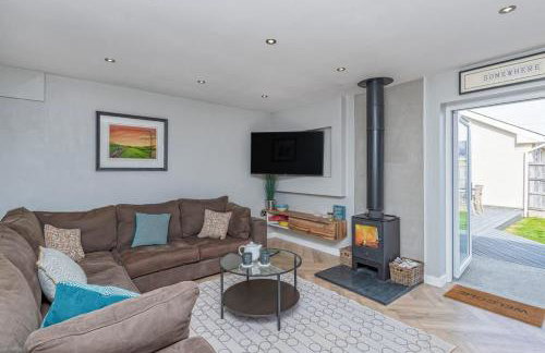 Family-Friendly Retreat between Beach & Mountains - Foto 2