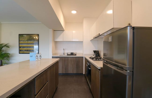 w Majestic 2BR w Modern Balcony in Miraflores - Photo 13