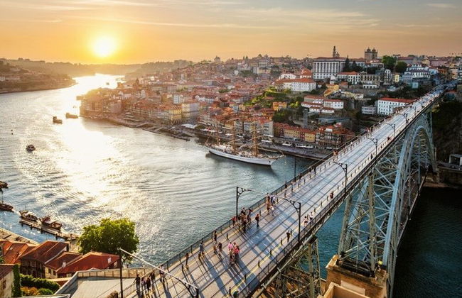 Porto Full Day Private Tour from Lisbon - Photo 26