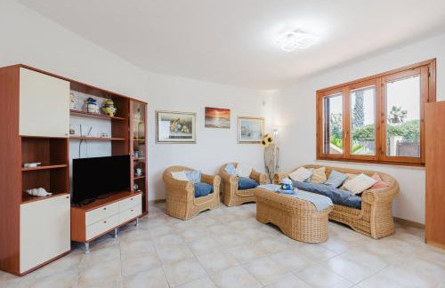 The Song Of The Waves with Pool - Foto 13