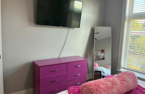 Modern Near Downtown Hospitals Greenville Stay - Foto 23