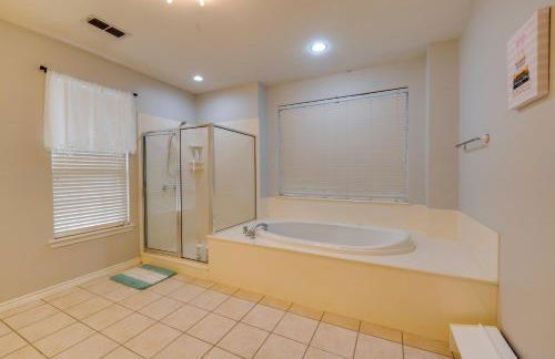 13 Mi to Dtwn McKinney! Family Getaway with Pool - Photo 15