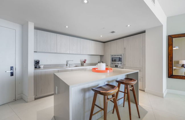 Beachfront Condo with Mesmerizing Views - Foto 19