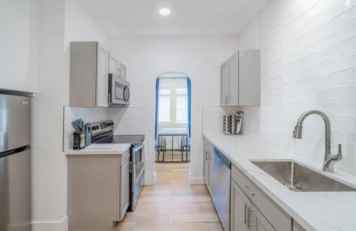 Plush 2-bed apt in Riverside Heights! - Foto 6