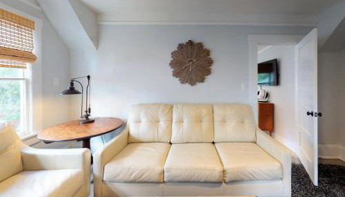 Palm View - Lovingly Renovated - 3 KINGS Half Mile Stroll to Historic DT - Beach just 3 Miles - Foto 5